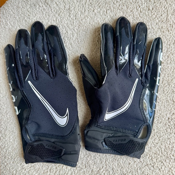 Nike Kids flag football gloves - Picture 1 of 4
